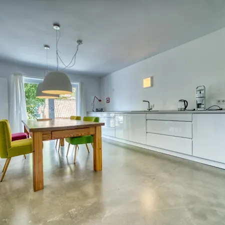 Moewenstrasse 36, 8mws36